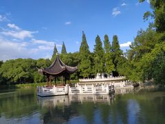-汇龙潭