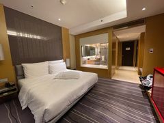 -青岛富力艾美酒店