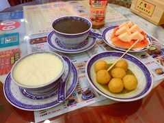 -广信牛奶甜品世家(台东店)