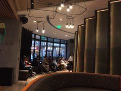 -WOLFGANG PUCK KITCHEN & BAR(迪士尼小镇店)