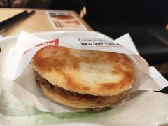 阿香肉夹馍-阿香米线(吴中永旺梦乐城店)