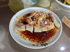 -鲤鱼塘农家山庄