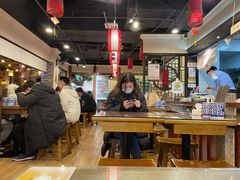 大堂-双燕楼·手工馄饨·汤面小吃(世纪汇店)