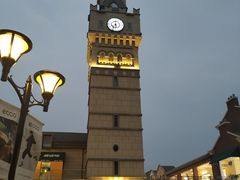 -王府井奥莱临潼小镇(临潼店)