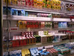 零售区-老佛爷饼店