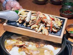-一朵菌·野生菌探索家火锅(南亚店)
