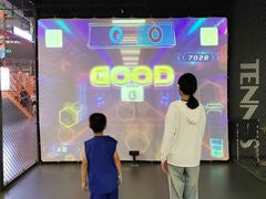-极限PLAY运动娱乐新世界·团建派对潮玩休闲馆·室内蹦极高空游乐园