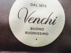 -VENCHI 闻绮(上海佛罗伦萨小镇店)