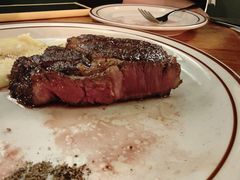 -羽深肉铺 Steak & Wine