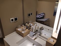 -上海中航虹桥机场泊悦酒店