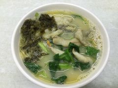 小胃口黄鱼面-明呈黄鱼面馆(斜土路店)