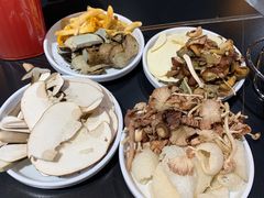 -野菌皇海景野生菌火锅(滨海大道店)