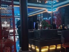 -屋有岛沉浸游戏旗舰店(中山公园店)