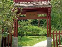 -桃花涧
