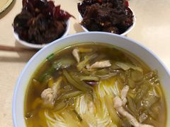 -越洋肖氏老米线(杨家坪店)