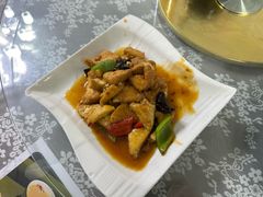 -天天向上素食餐厅(五台山店)