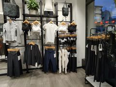-lululemon(比斯特购物村店)