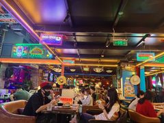 -Famous肥猫墨西哥音乐餐吧(五棵松华熙LIVE店)