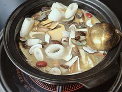 -野菌皇海景野生菌火锅(滨海大道店)