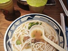 -鑫花溪牛肉米粉(景德路店)