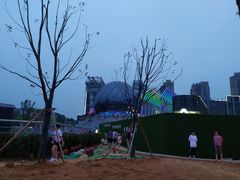 -光谷广场