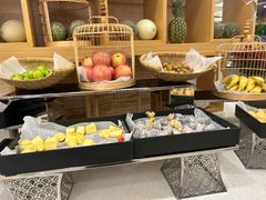 -元一希尔顿酒店·鲜切牛肉火锅禅自助餐厅