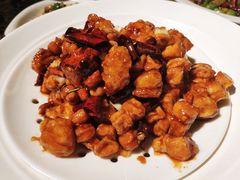 宫爆大虾-舌尖上的食缘花园主题餐厅