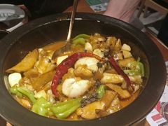 黑松露牛肝菌焖牛蛙-云海肴·汽锅鸡·云南菜(高德置地店)