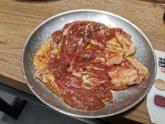 老太太特色肥瘦-西塔老太太泥炉烤肉