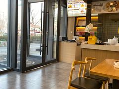 -三好食堂(煎饺·馄饨·肉饼米线·盛世广场店)