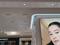 -杭州西湖银泰百货