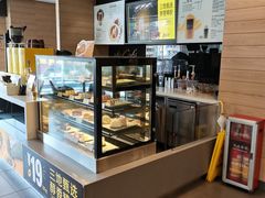 面包甜点陈列柜-麦当劳(百利广场店)