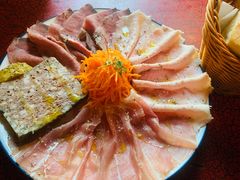 -羽深肉铺 Steak & Wine