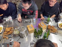 -马路牙子烧烤音乐酒馆(望京店)