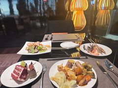 -唐拉雅秀酒店-西锦汇空中BBQ·思创餐厅