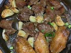 -老东镇啤酒屋海鲜加工·蒸汽海鲜·海鲜烧烤(台东店)