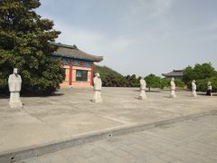 -洛阳古墓博物馆