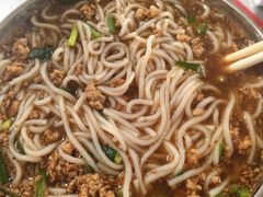 -正宗杨记普洱酸醋米线(总店)