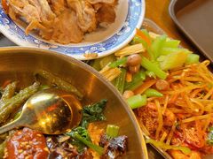 凉菜拼盘-聚合鑫东北熏酱熟食麻辣面(长阳店)