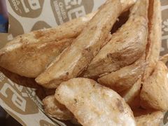 薯角-岔巴精酿啤酒餐吧(南屏街店)