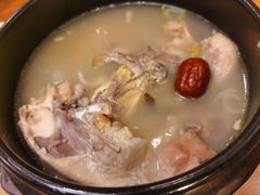 -长寿参鸡汤(朝韩风情街店)