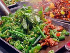 小炒黄牛肉-醉小酒馆·川菜·江湖菜·重庆菜(观音桥旗舰店)