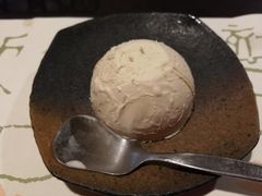 冰激凌-玄品河豚(那覇國際通里之関)