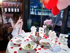 -MONICH牛排融合餐厅(和义大道购物中心店)