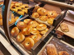 三重芝士腰果贝果-巴黎贝甜(凯德MALL望京店)