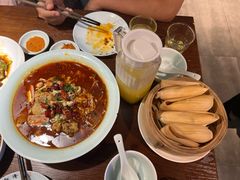 -全牛匠·乐山跷脚牛肉(西单华威约饭街店)