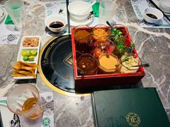 -禄婶鸡煲·打边炉