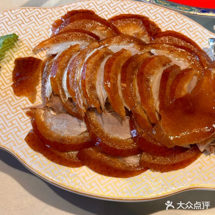 来聚京民福吃烤鸭啦