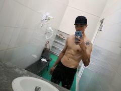 -极动室内恒温游泳馆