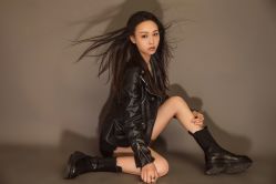 -onlygirl摄影美学馆高端定制(江滩店)